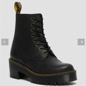DOC MARTENS SHRIVER HI WOMEN'S WYOMING LEATHER HEELED BOOTS